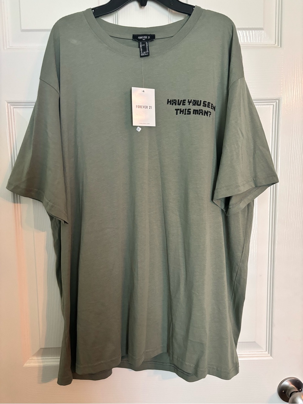 Forever 21 Men's Sage Green Short Sleeve Graphic Tee